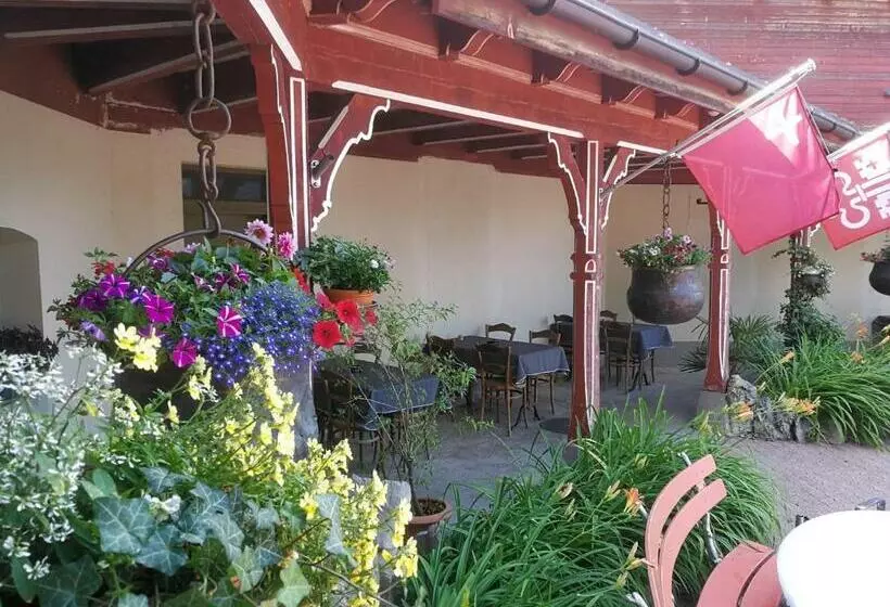 هتل Posthaus Urigen