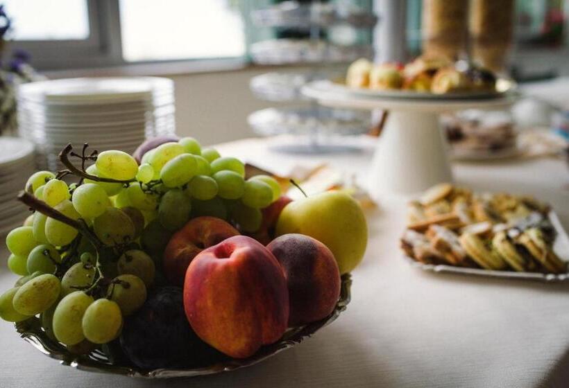 בית מלון כפרי Royal