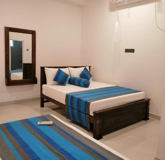 پانسیون Golden Residence