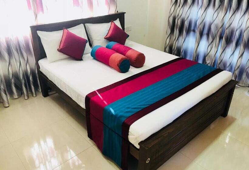 پانسیون Golden Residence