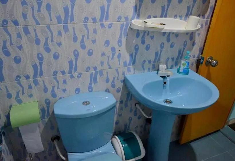 Majatalo Green Park Safari House & Eco Tree House