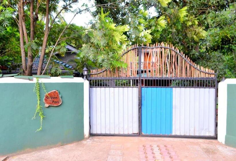 Пансион Green Park Safari House & Eco Tree House