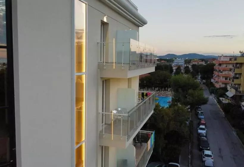 Solemare Hotel E Residence