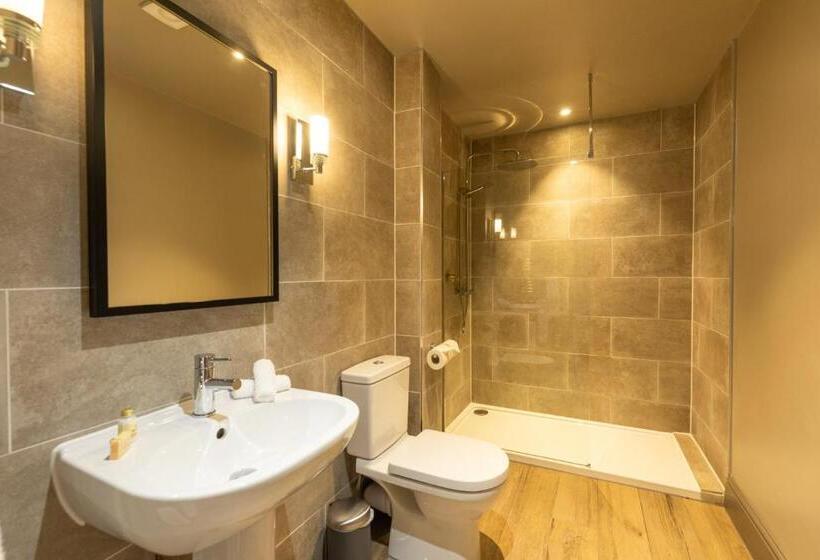 مبيت وإفطار The Partridge, Stretton