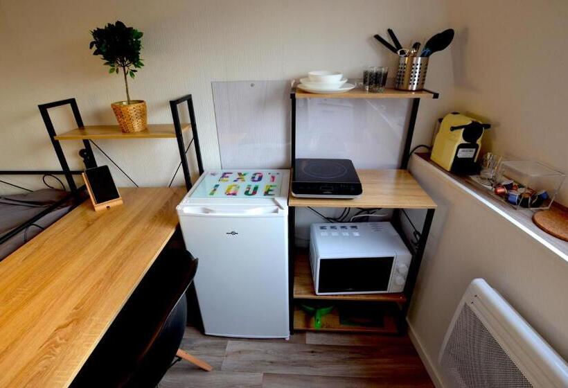 胶囊酒店 Capstay Famars & Netflix