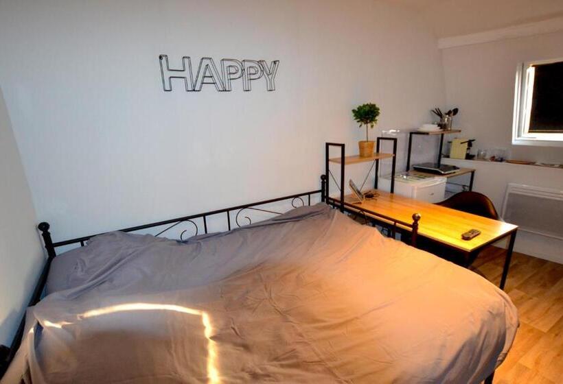 胶囊酒店 Capstay Famars & Netflix