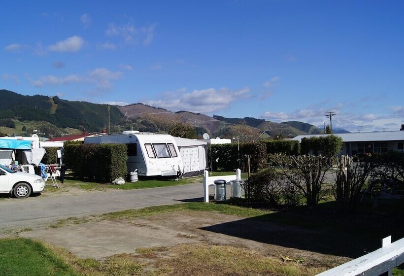 فندق Richmond Holiday Park