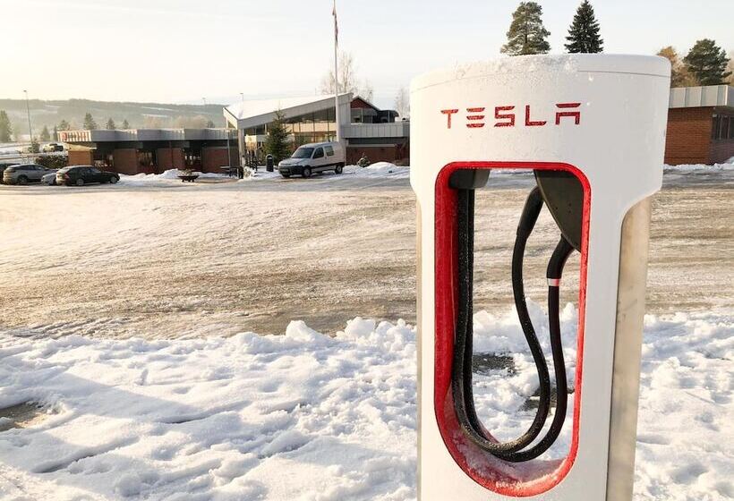 Отель Slobrua Gjestegård