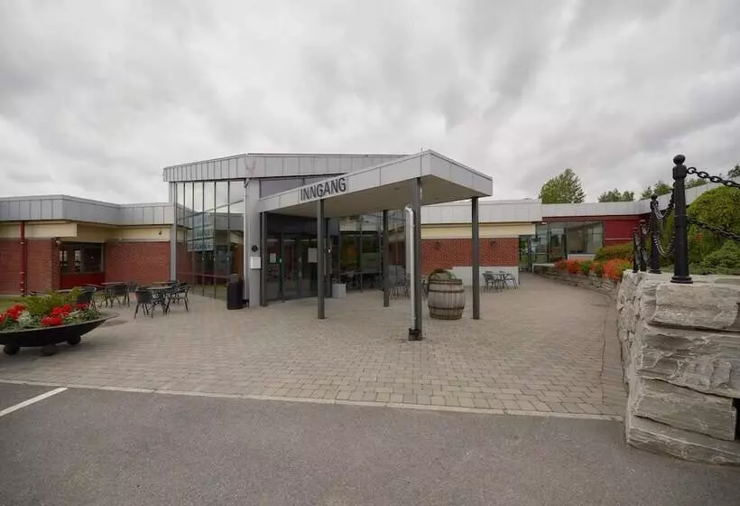 Hotelli Slobrua Gjestegård