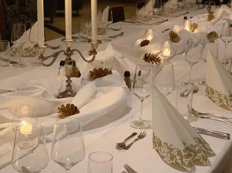 Hotelli Slobrua Gjestegård