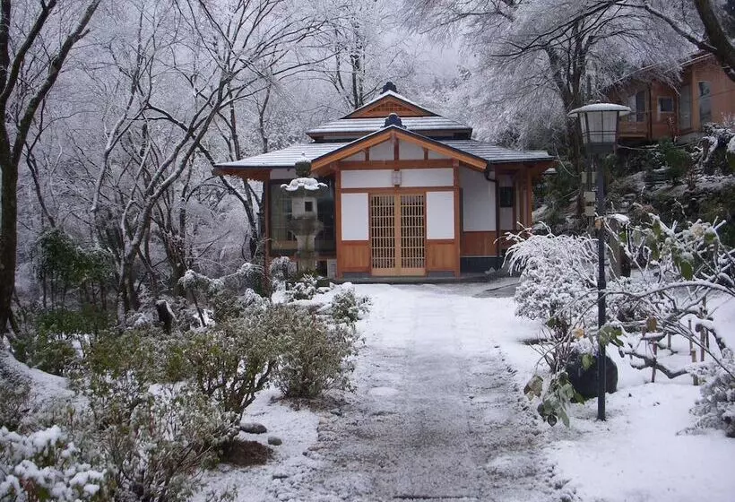 旅館 Matsuno Onsen Suikoen