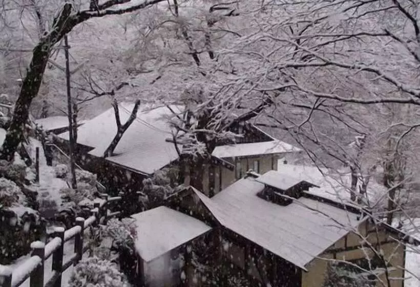 旅館 Matsuno Onsen Suikoen