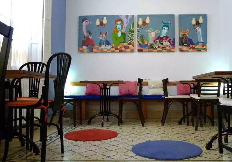 مسافرخانه Villa Alicia Guest House