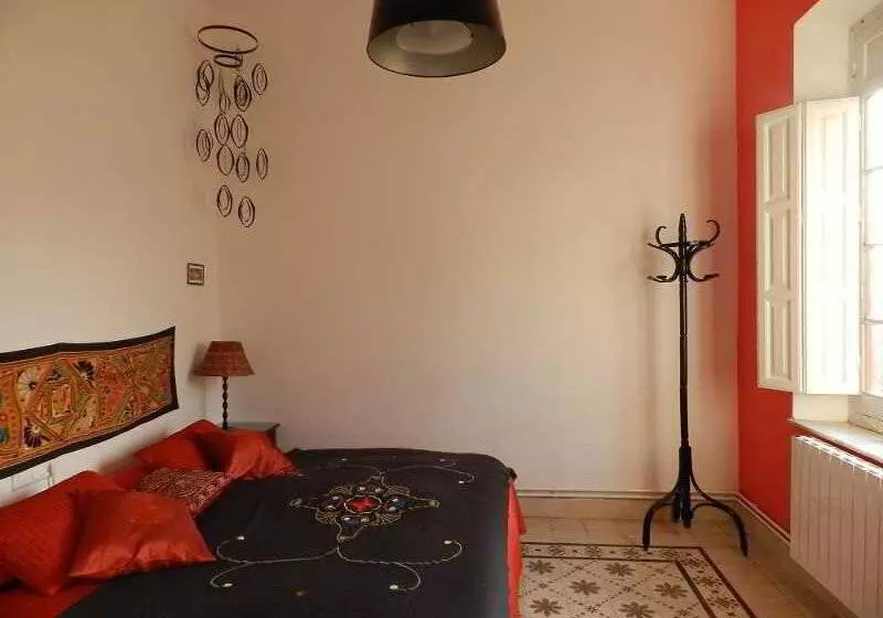 مسافرخانه Villa Alicia Guest House