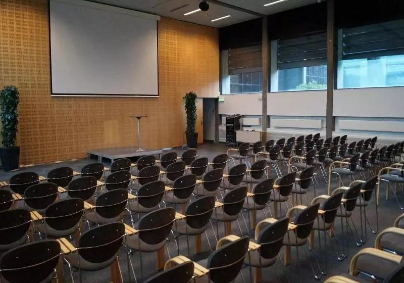 Idrættens Hus Hotel Og Konference