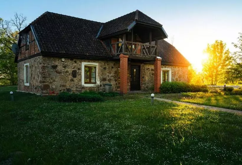 هتل Jaunmoku Palace Complex