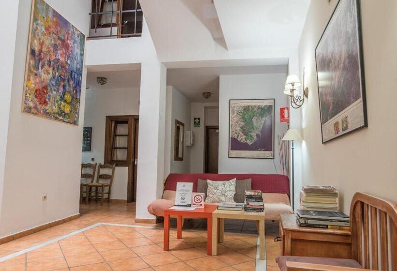 בית מלון כפרי Morales