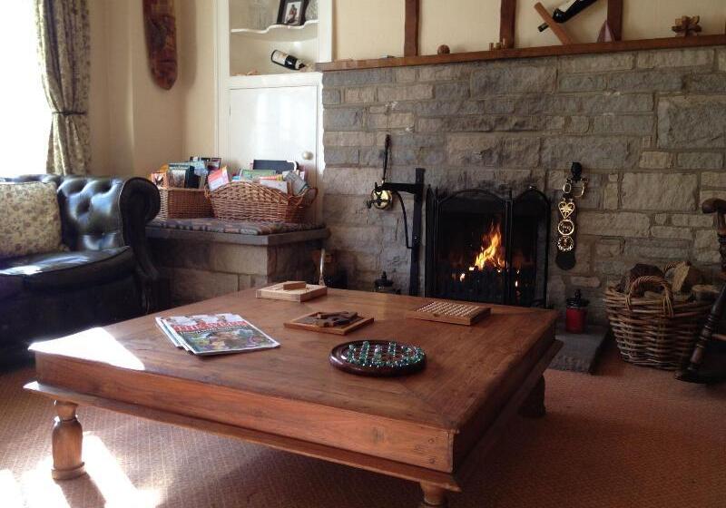 ホテル Plumpton Court