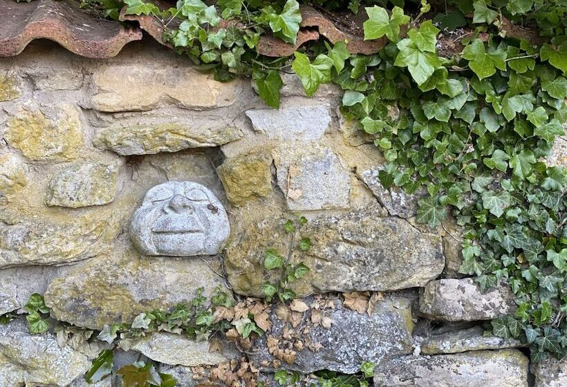 ホテル Plumpton Court