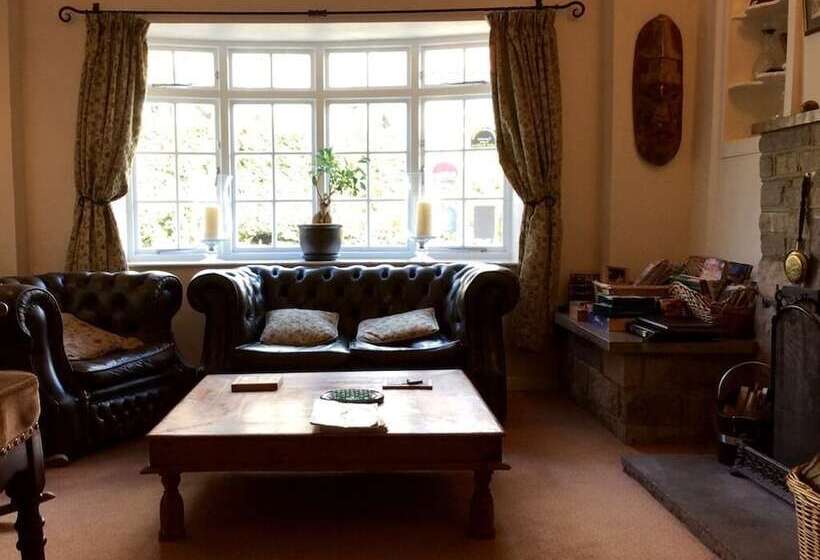 ホテル Plumpton Court