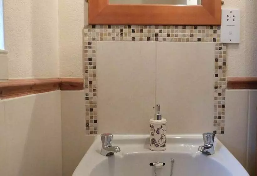 בית מלון כפרי Plumpton Court