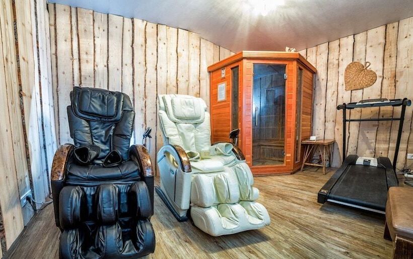 هتل Restaurant Le Blanchon