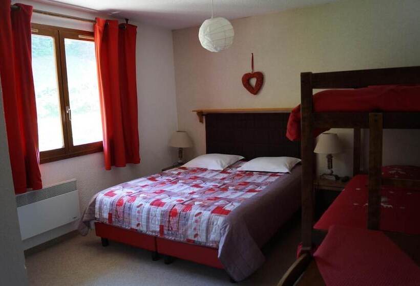 هتل Restaurant Le Blanchon