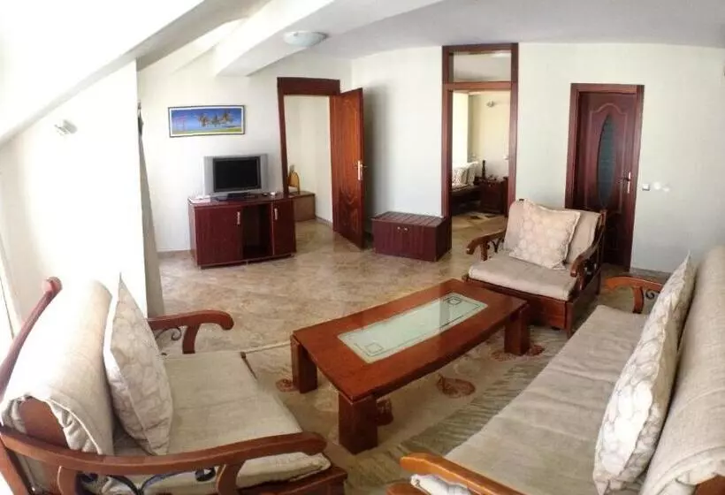 Royal View Hotel And Spa