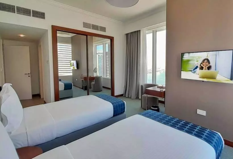 هتل Somerset West Bay Doha