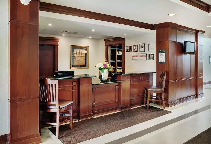 Отель Staybridge Suites Oakville Burlington, An Ihg