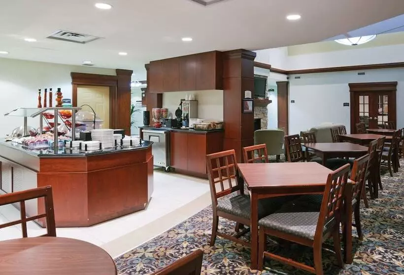 Отель Staybridge Suites Oakville Burlington, An Ihg