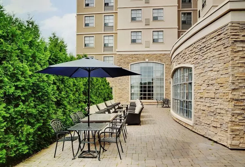 Отель Staybridge Suites Oakville Burlington, An Ihg