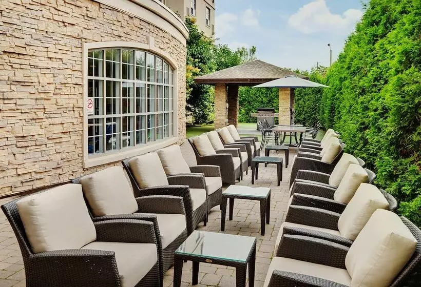 Отель Staybridge Suites Oakville Burlington, An Ihg