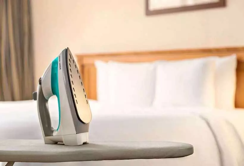 호텔 Travelodge By Wyndham Richmond Hill