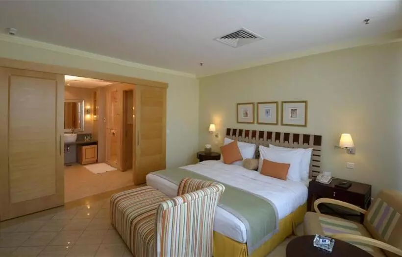 Seashell Julaia Hotel And Resort