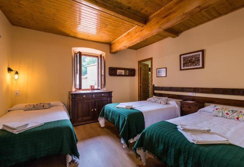 펜션 Hostal Peña Santa