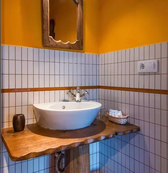 ペンション Hostal Peña Santa