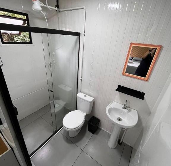 پانسیون Iguassu Eco Hostel   Iguassuecohostel   Eco Suítes