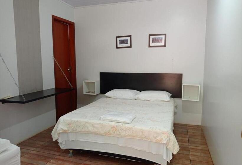 پانسیون Iguassu Eco Hostel   Iguassuecohostel   Eco Suítes