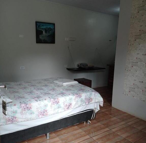 پانسیون Iguassu Eco Hostel   Iguassuecohostel   Eco Suítes