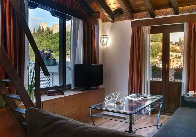Apartamentos Muralla Ziri