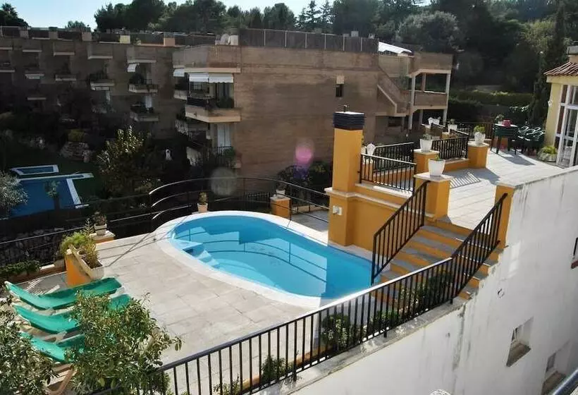 Apartaments Monjardí
