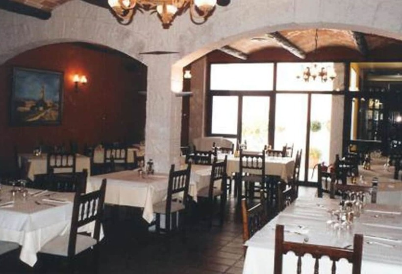 Hostal Monasterio De Rueda