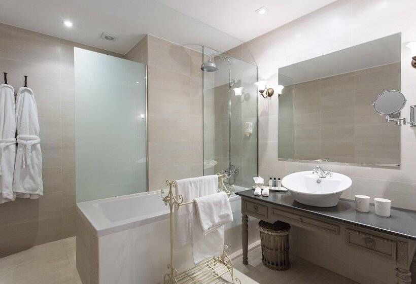 Отель Blaumar Llafranc