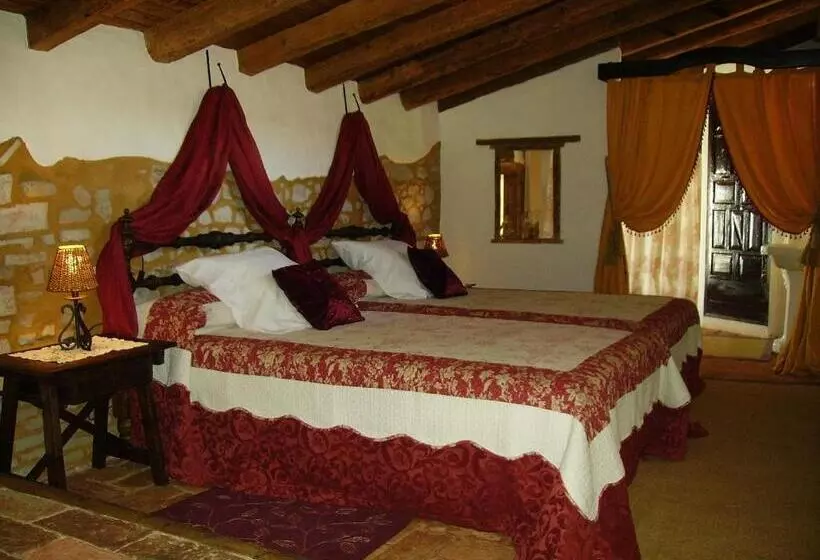 Отель Boutique Condes Fúcares