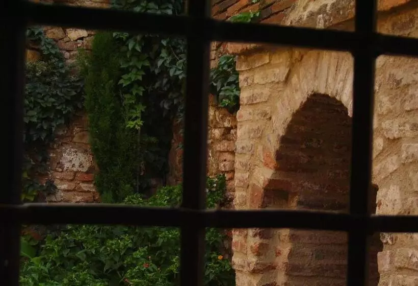 Отель Boutique Condes Fúcares