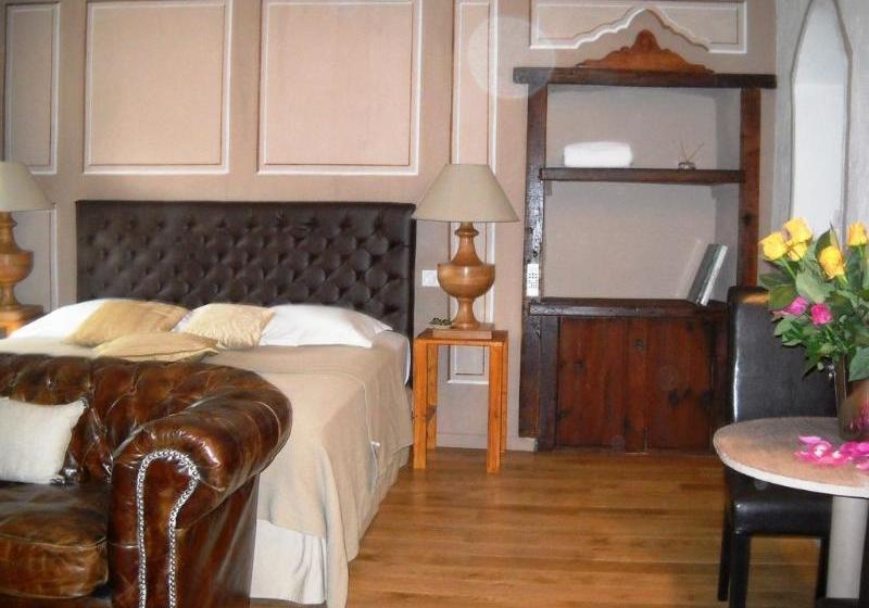 ホテル Casa Theodora  Hôtel De Charme Et Caractère