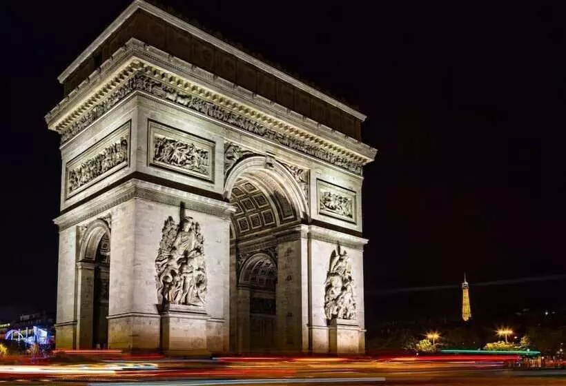 ホテル Eiffel Villa Garibaldi