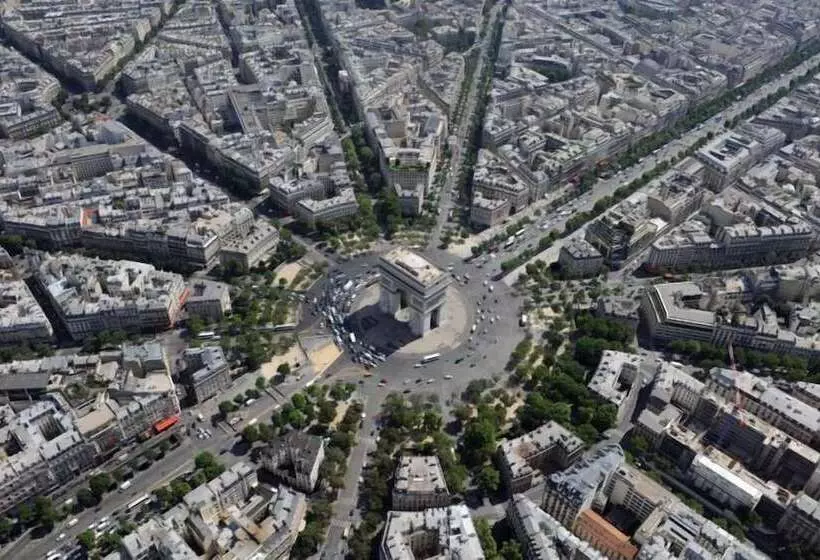 ホテル Eiffel Villa Garibaldi