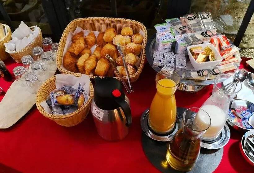 ホテル Eiffel Villa Garibaldi